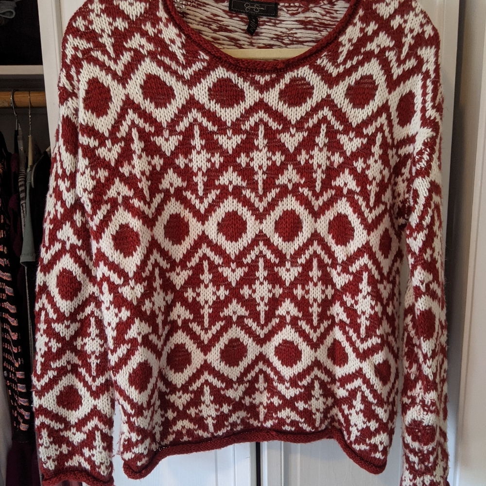 Jessica Simpson sweater